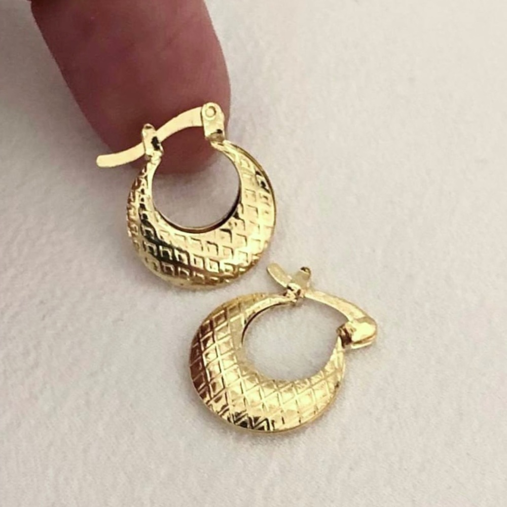 18k Gold Filled Small Hoop Earrings ✨